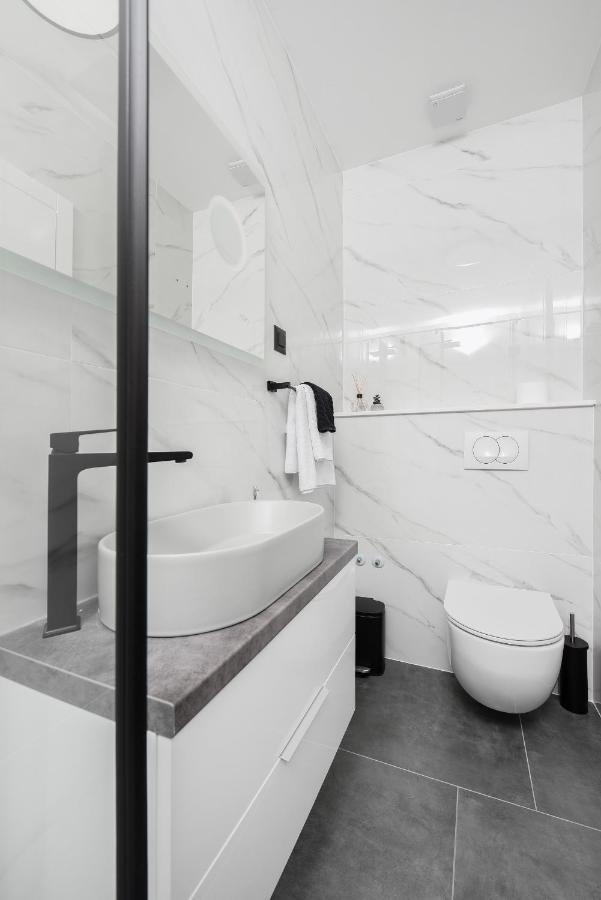 Skyline Apartment